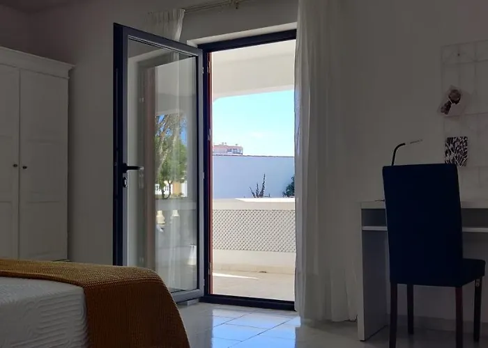 Sueste - Ideal As Suas Ferias * 라고스