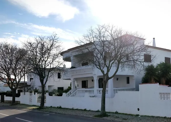 Sueste - Ideal As Suas Ferias 홈스테이