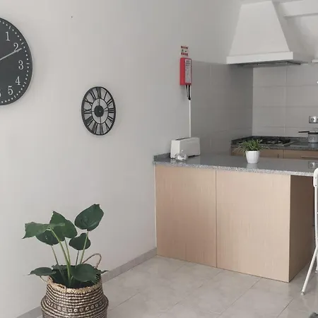 Sueste - Ideal As Suas Ferias Quarto em Acomodações Particulares